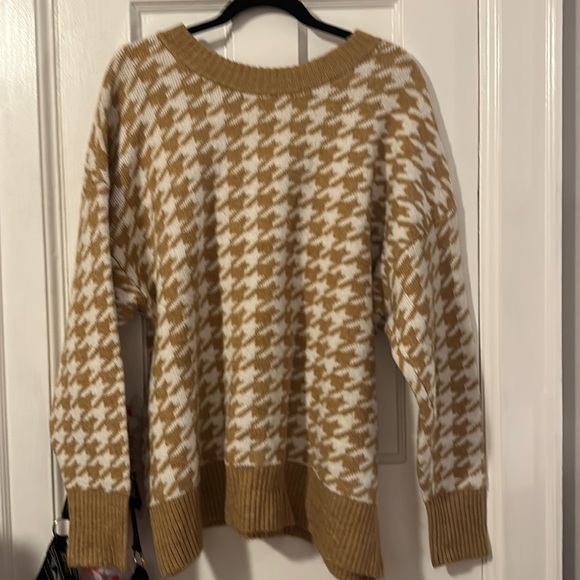 patterned sweater - Picture 1 of 2